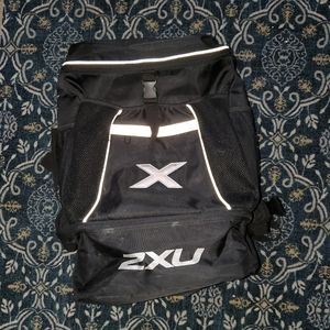 2xu gum bag